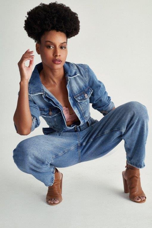 Amanda Alencar - Front Management