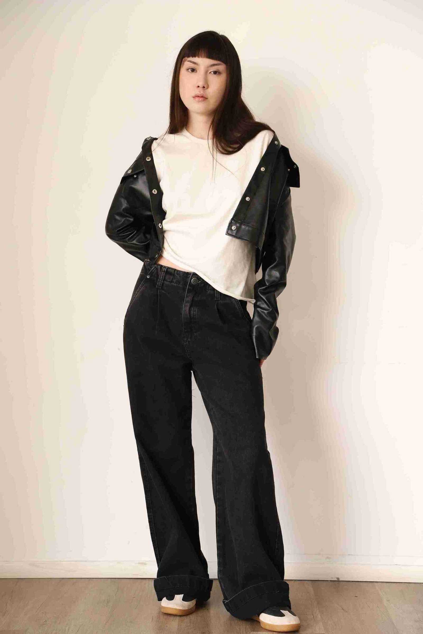 Amanda Kim - Front Management