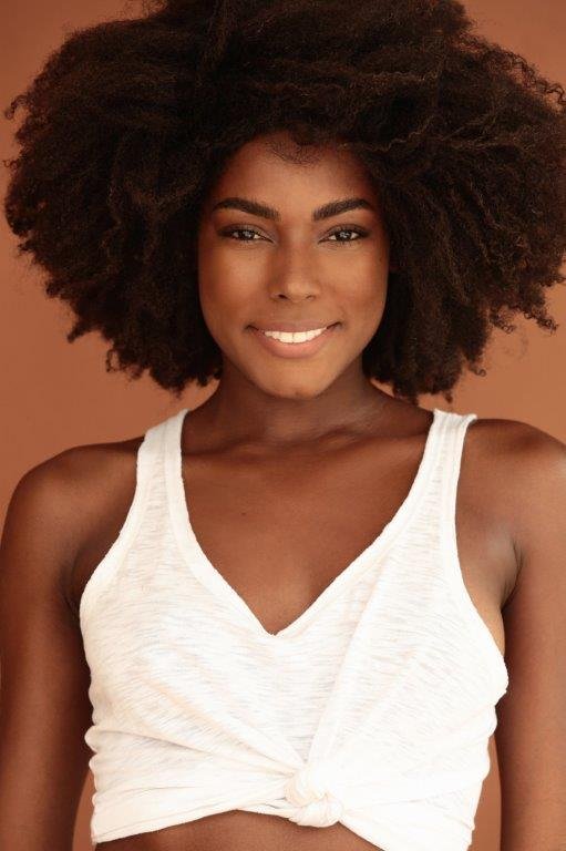 Bruna Gonçalves - Front Management