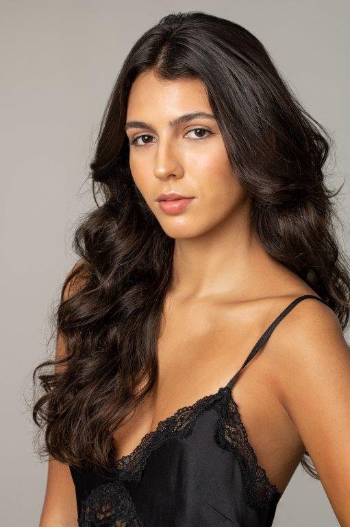 Carol Moura - Front Management