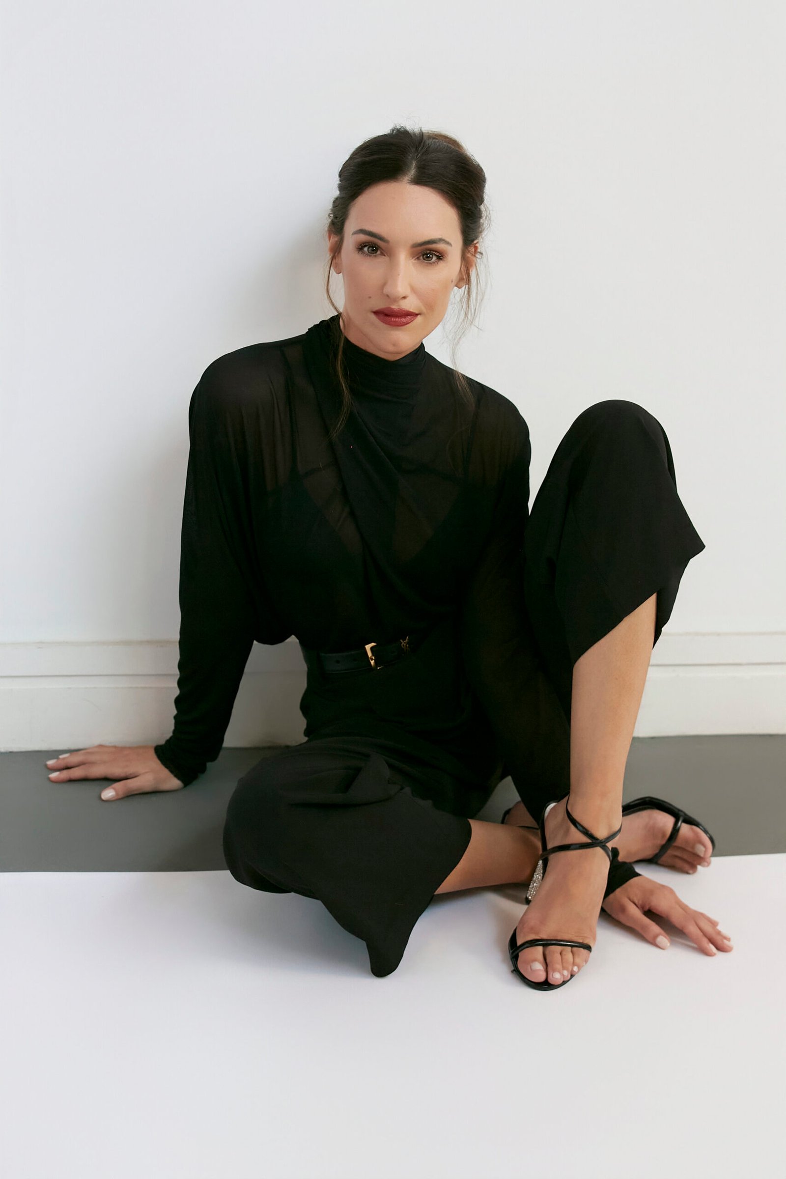 Daniella Faccinelli - Front Management