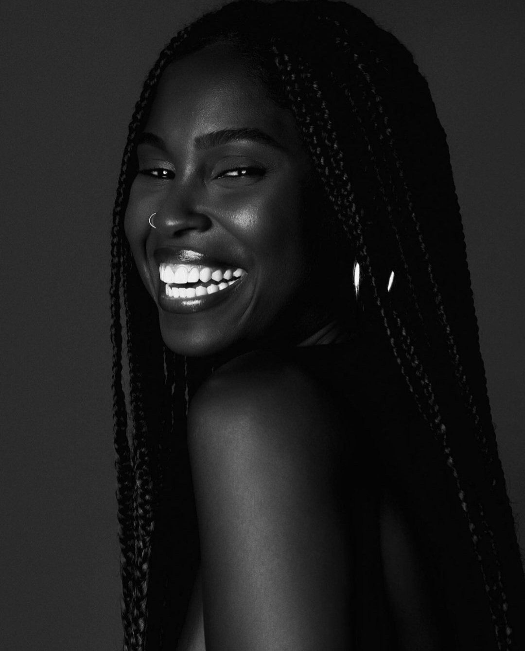 Djamila Dias - Front Management