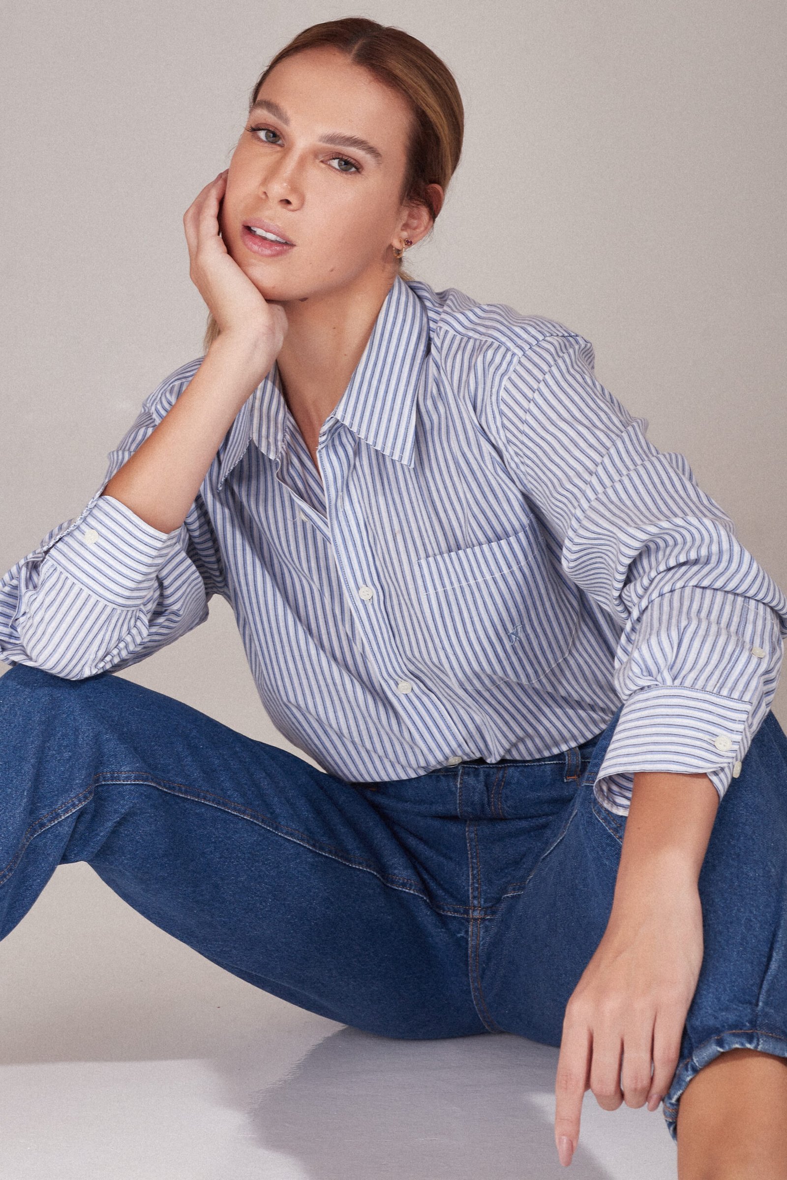 Eduarda Chambarelli - Front Management