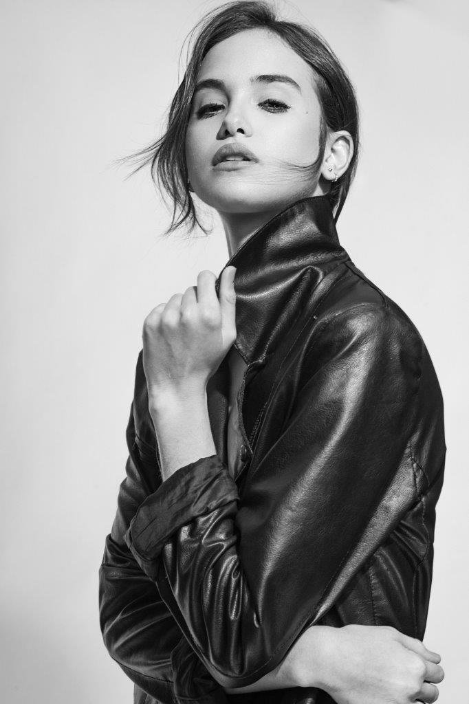 Emilie Rey - Front Management