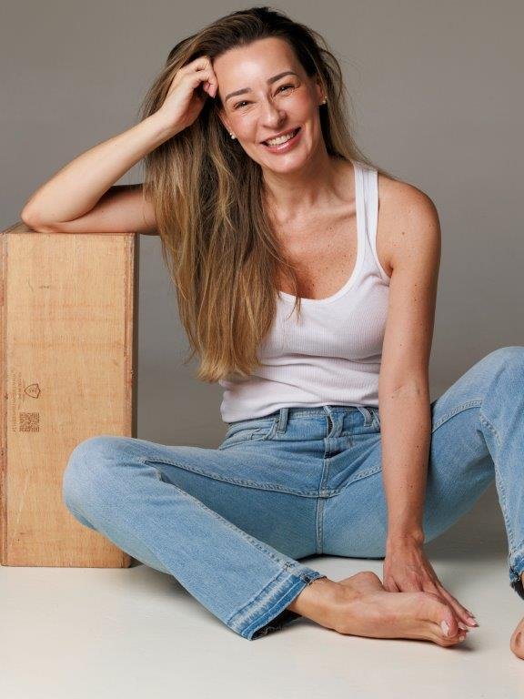 Gabrielle Guerra - Front Management