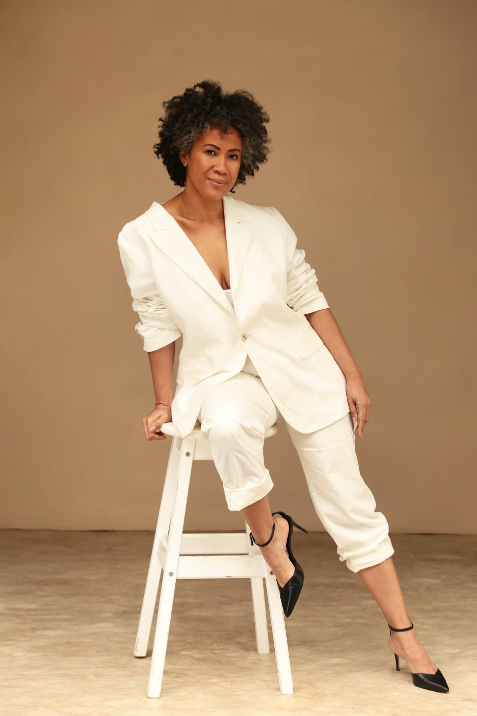 Helena Pio - Front Management