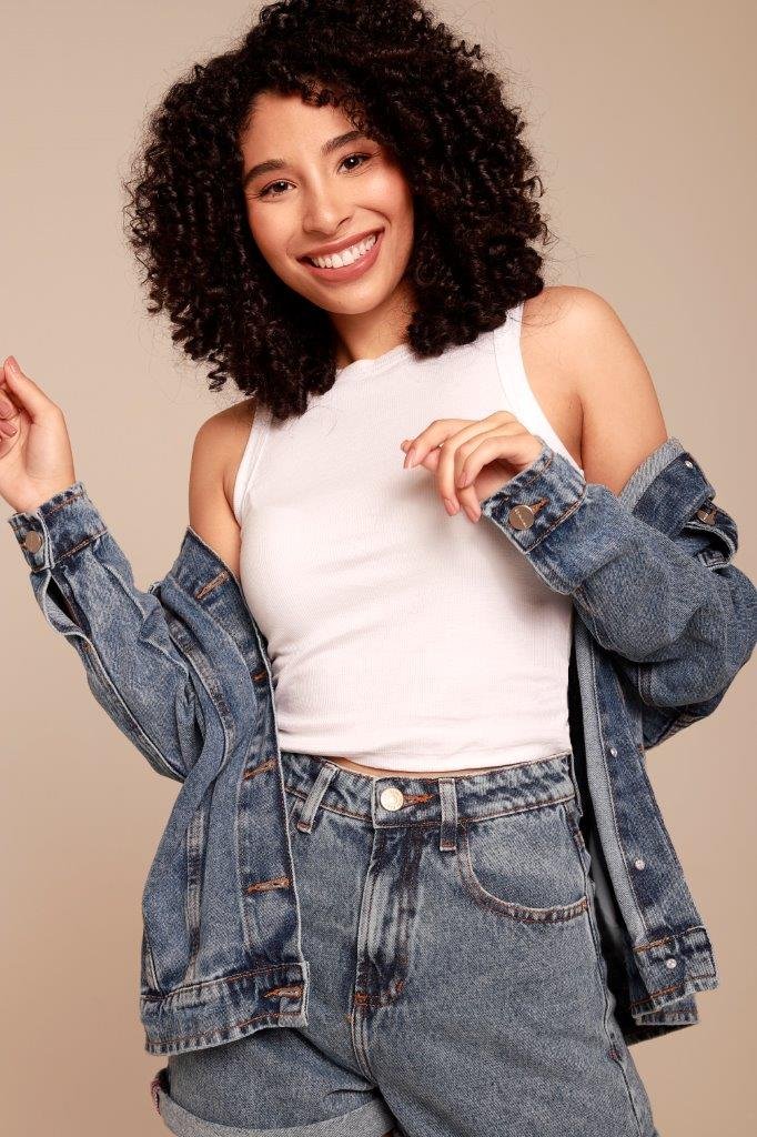 Iris Santana - Front Management