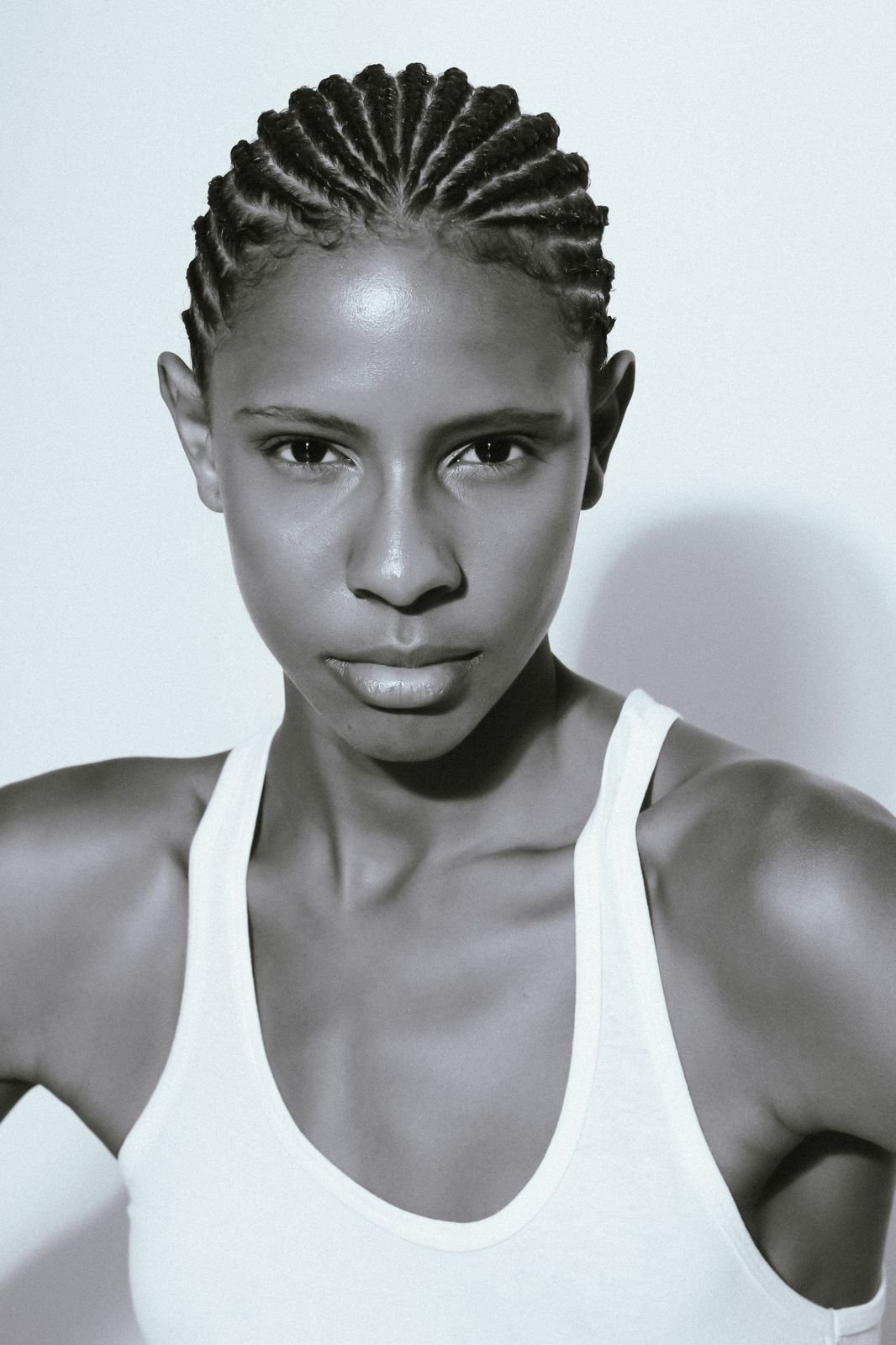 Julianna Coutinho - Front Management