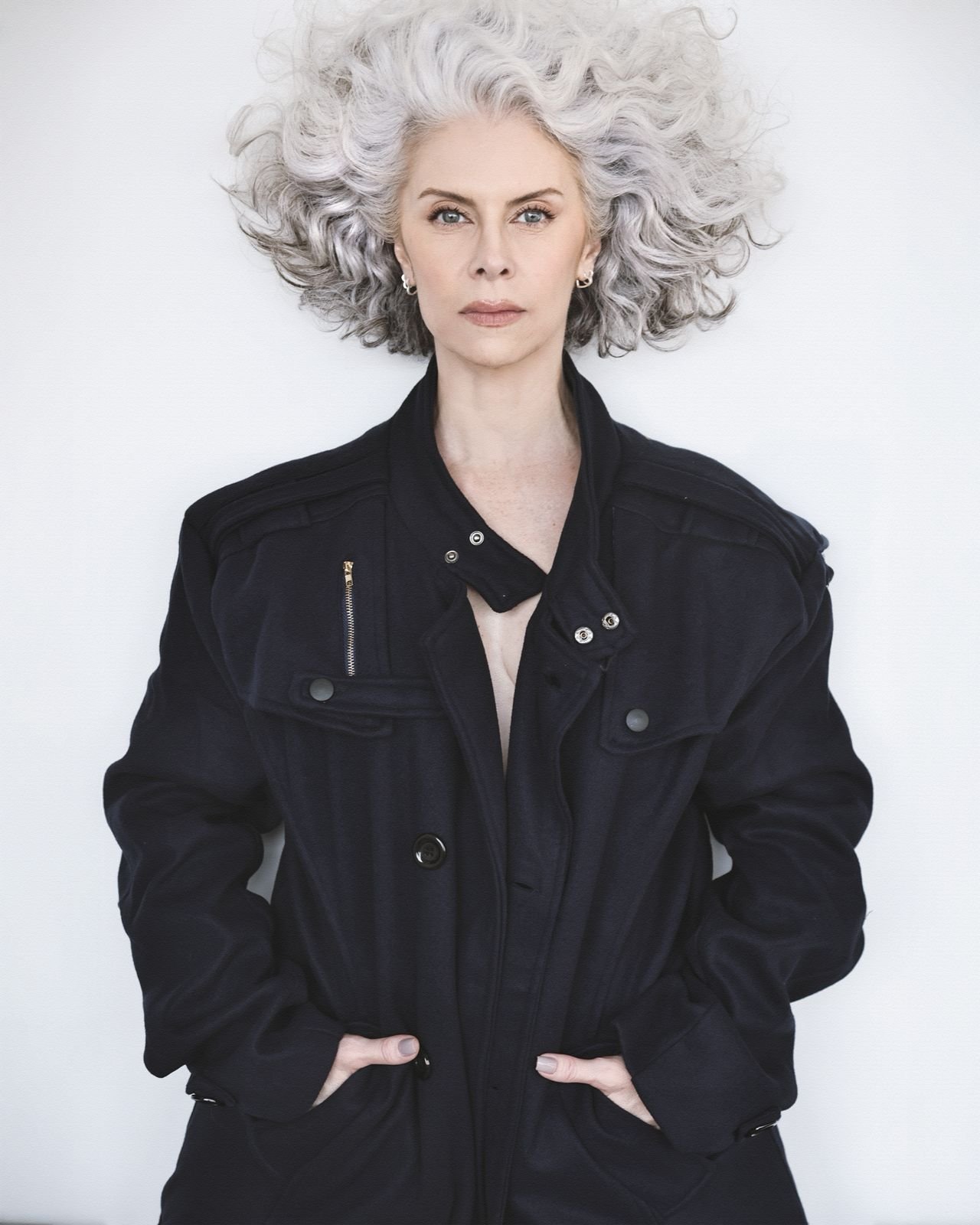 Janaina Peres - Front Management