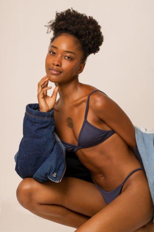 Jenny Guimarães - Front Management