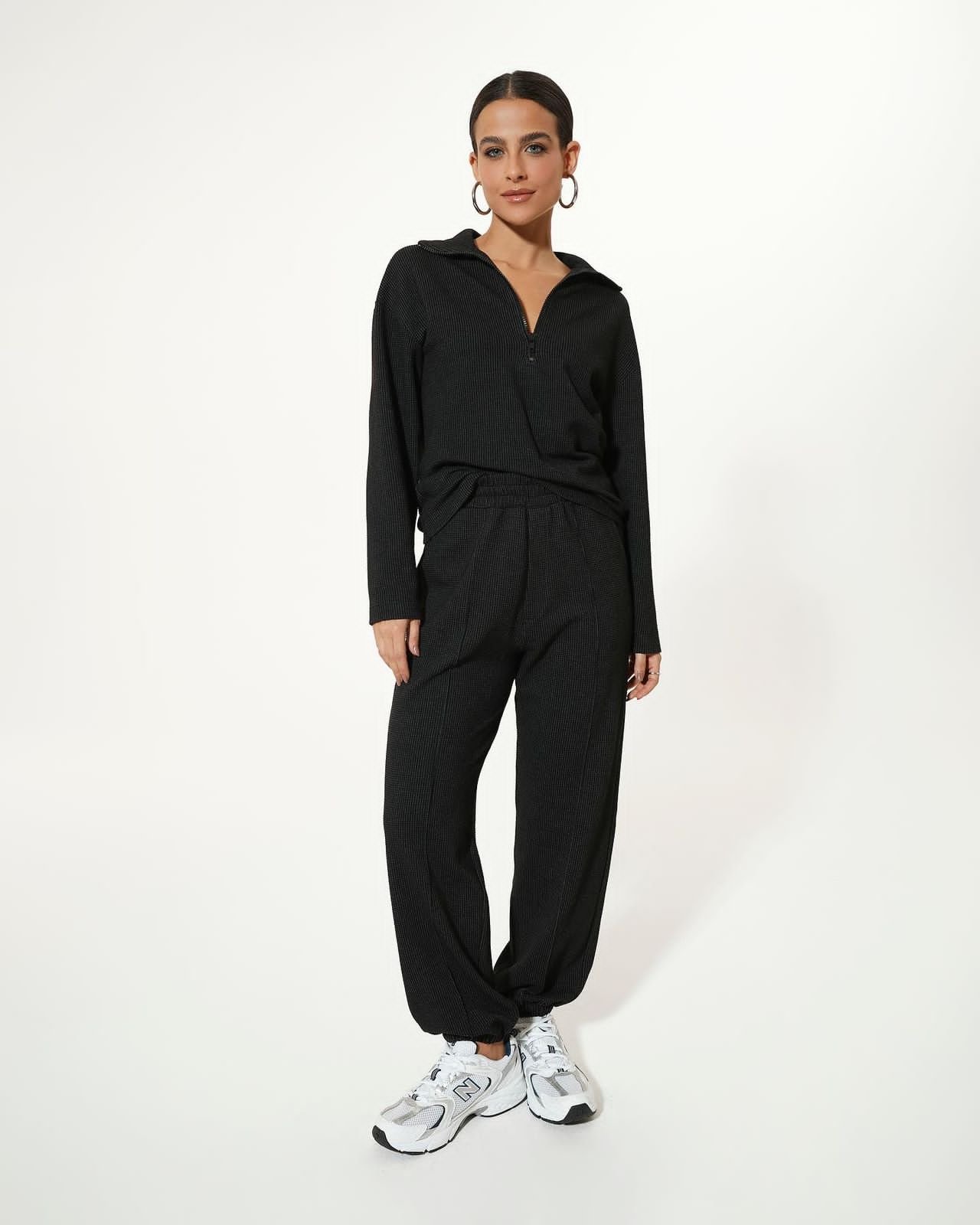 Juliana Calderari - Front Management