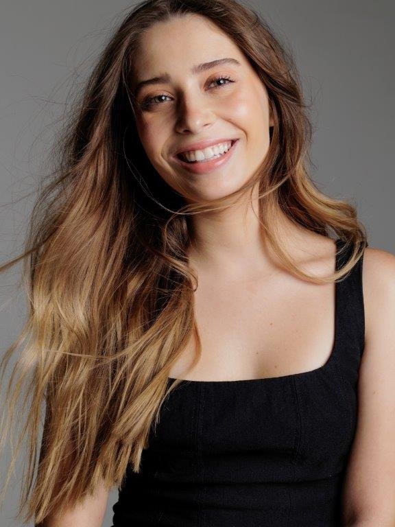 Karen Taboada - Front Management