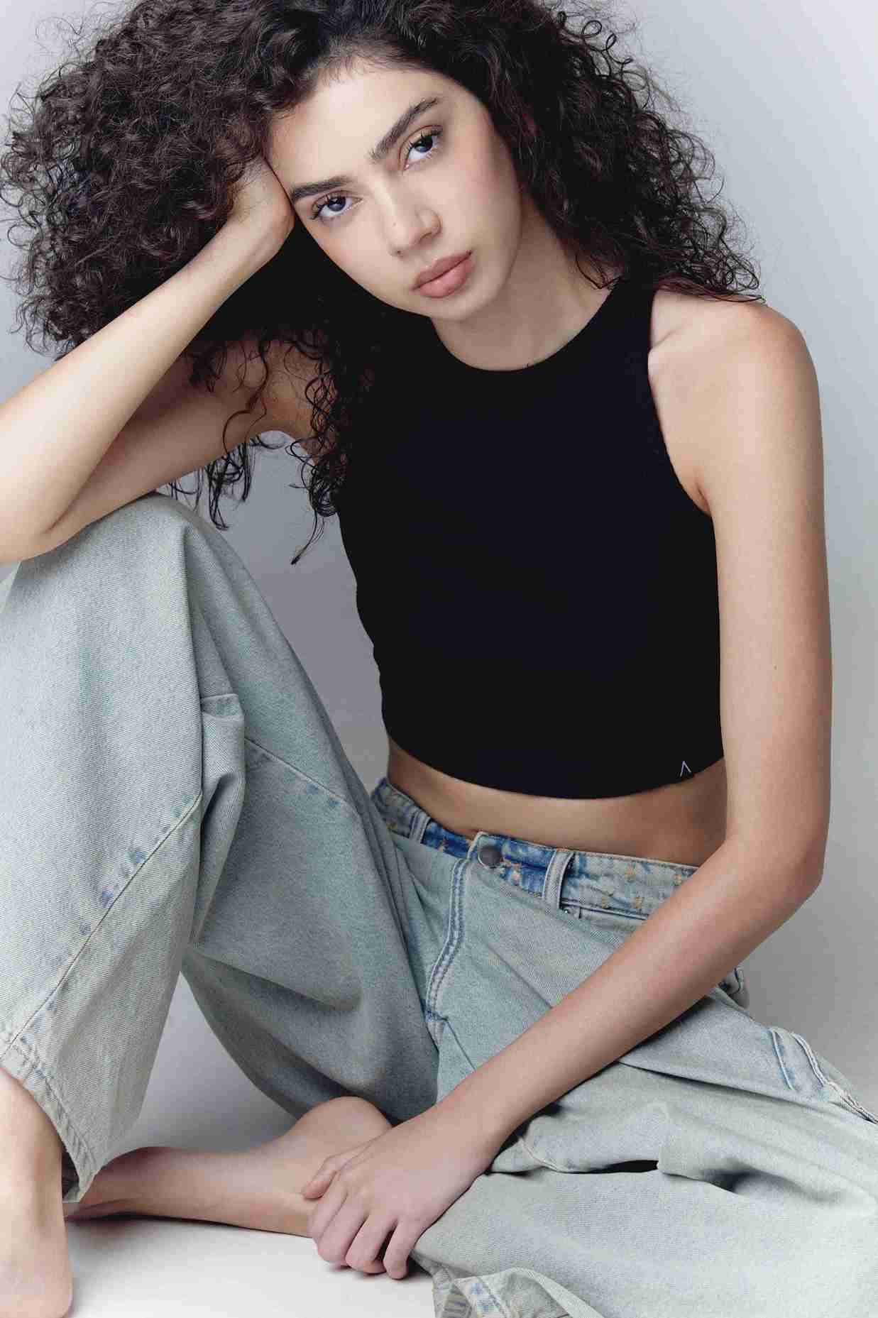 Karina Reis - Front Management