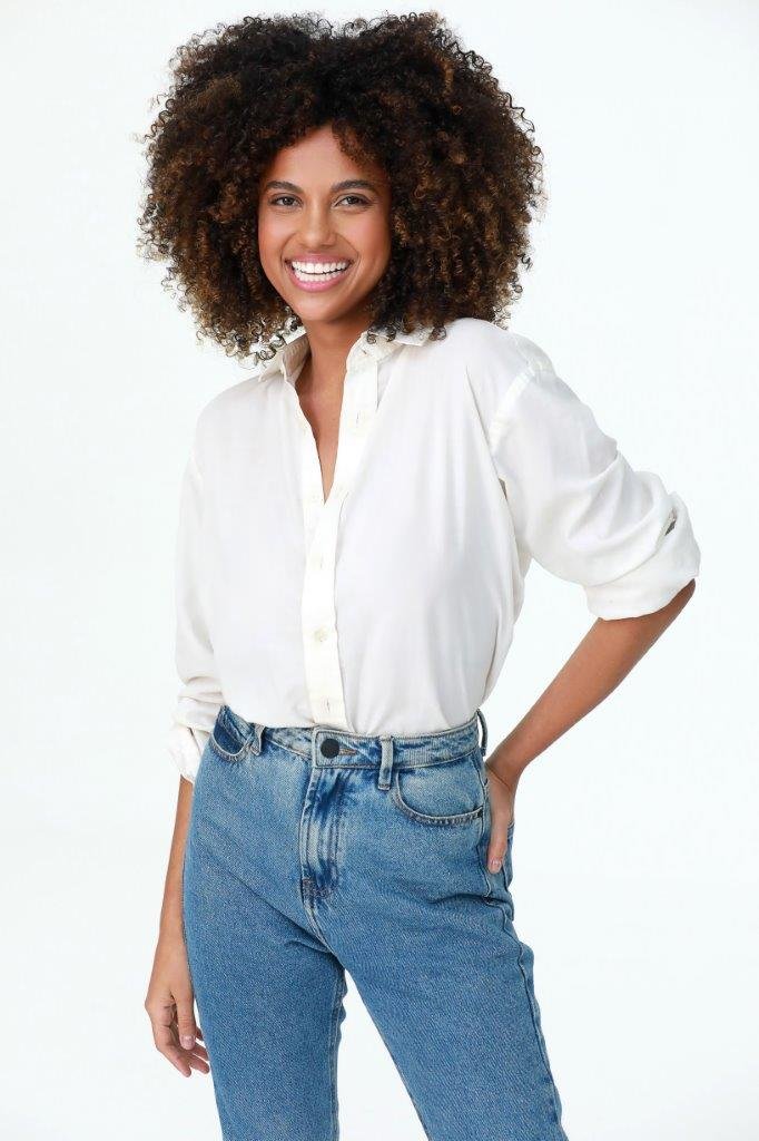 Lara Marinho - Front Management