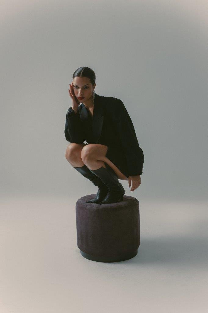 Larissa França - Front Management