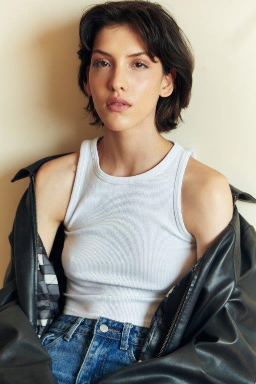 Laura Necco - Front Management