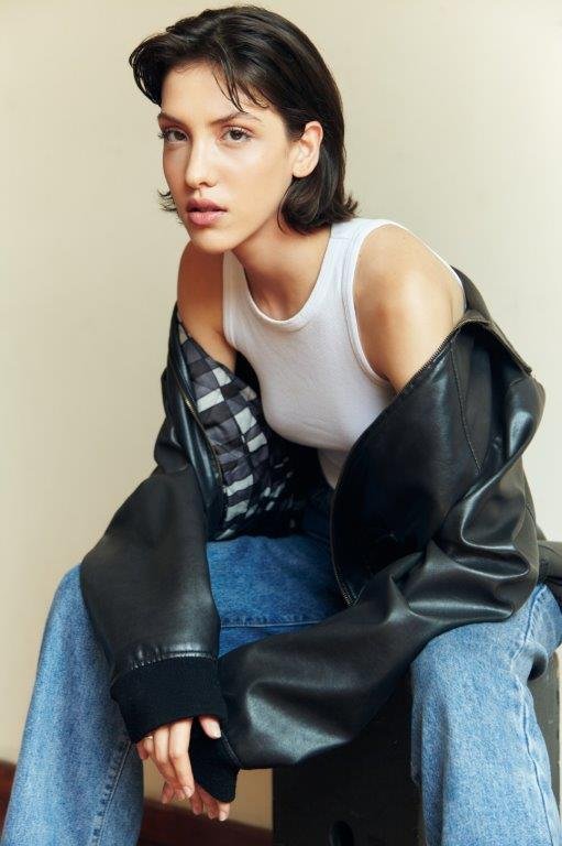 Laura Necco - Front Management