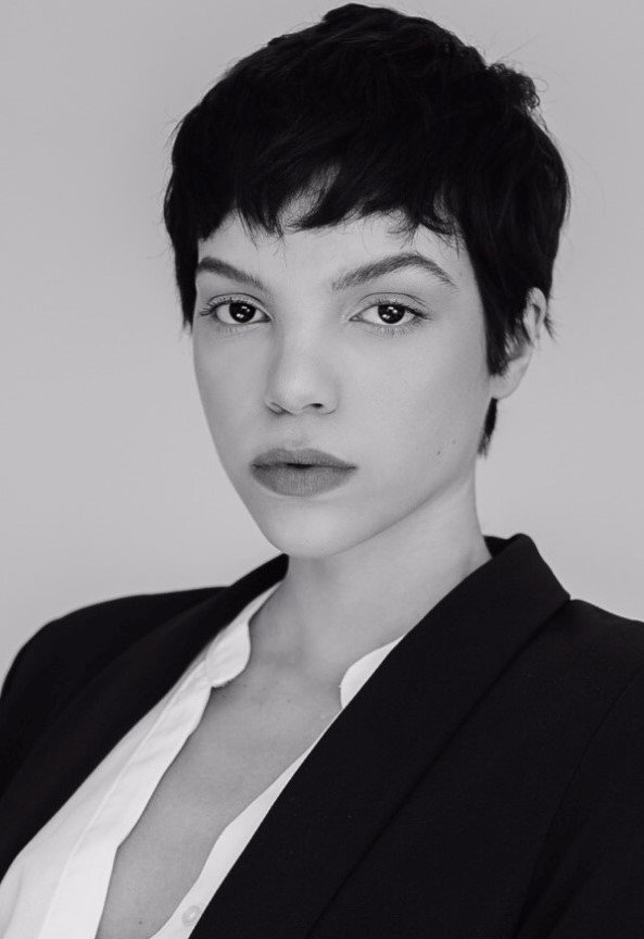 Lyviann - Front Management